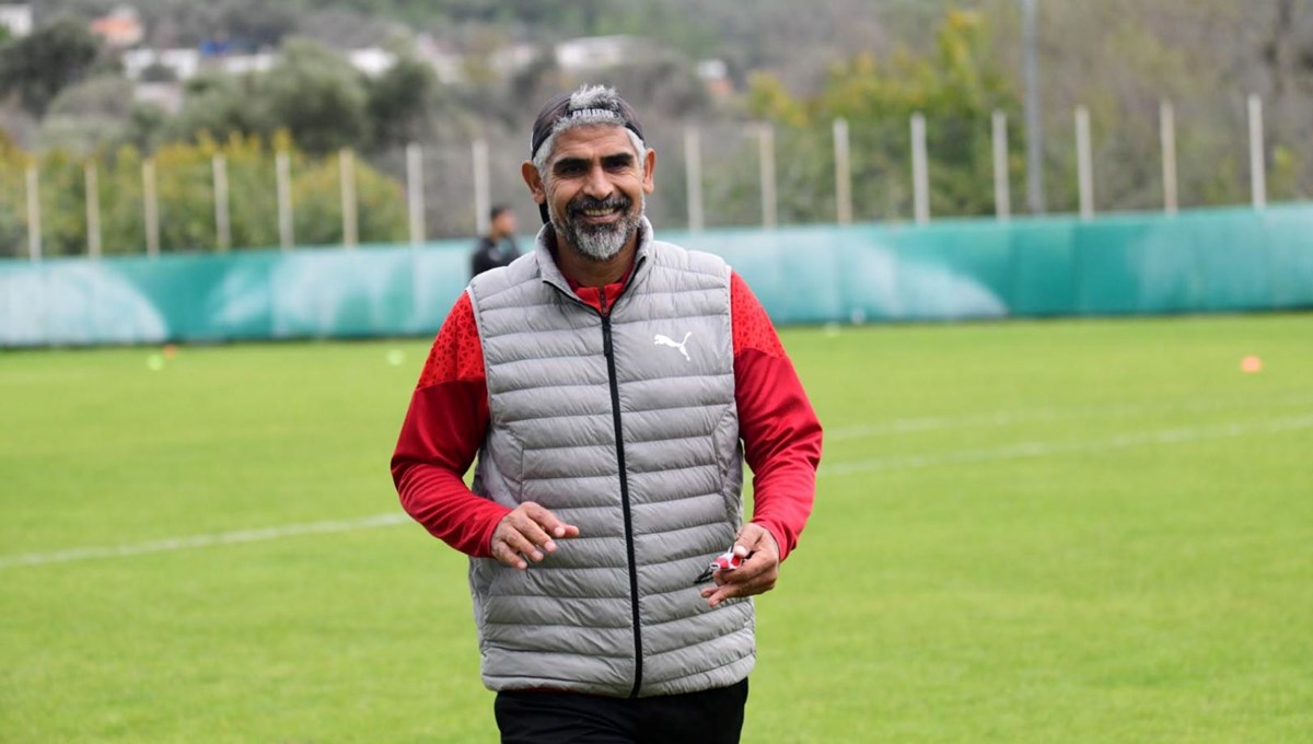 Bodrum FK Teknik Direktörü İsmet Taşdemir: Hakemlerimizi korumamız gerekiyor Bodrum FK Teknik Direktörü İsmet Taşdemir: Hakemlerimizi korumamız gerekiyor