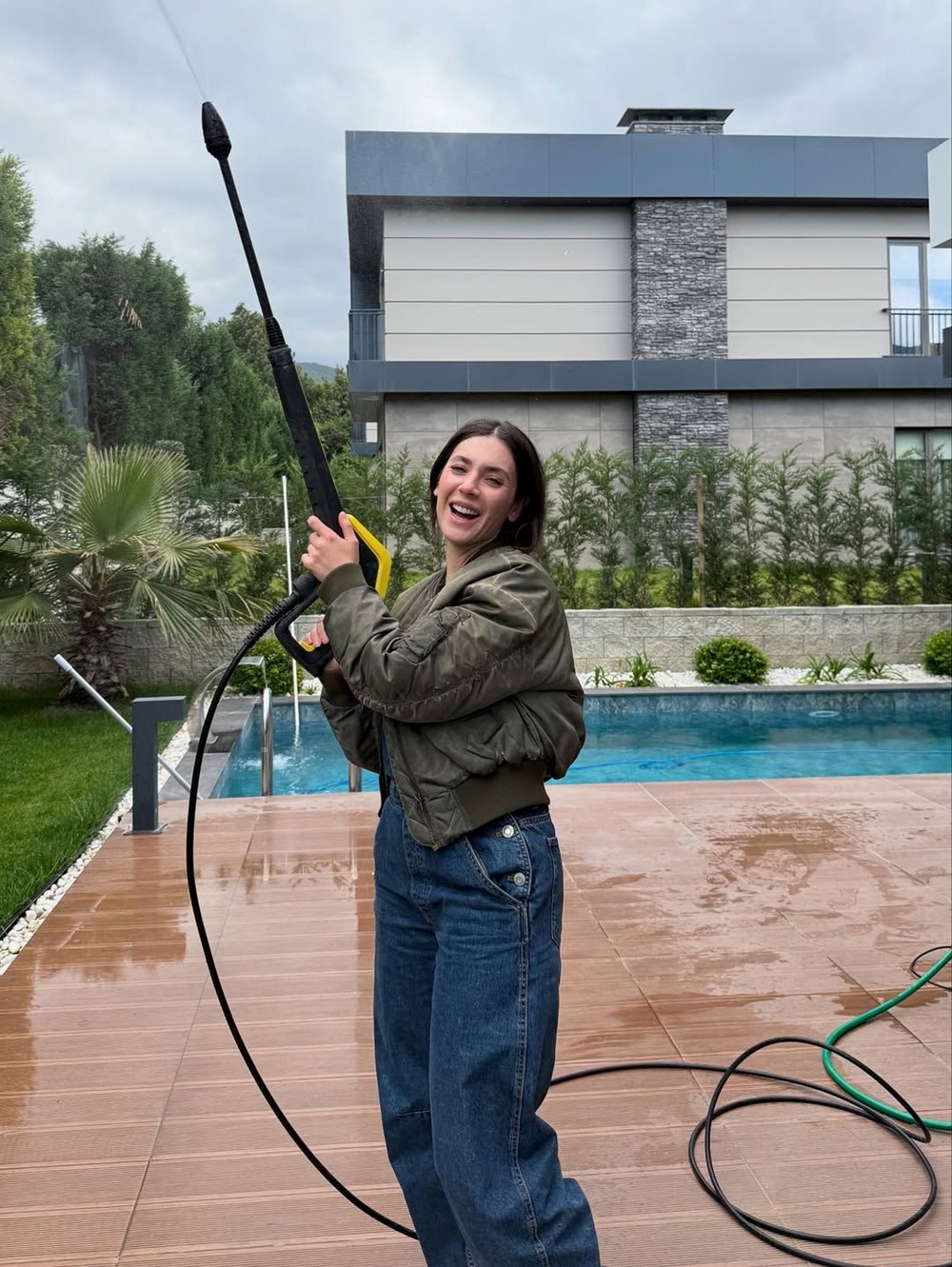 Fulya Zenginer'den paklık paylaşımına gelen yansılara karşılık 74 iRN2IyeN5EaMG LciJ6Ag