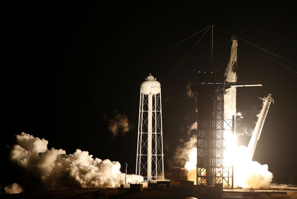 SpaceX ve NASA'dan uzaya ilk "operasyonel" mürettebatlı uçuş - 3