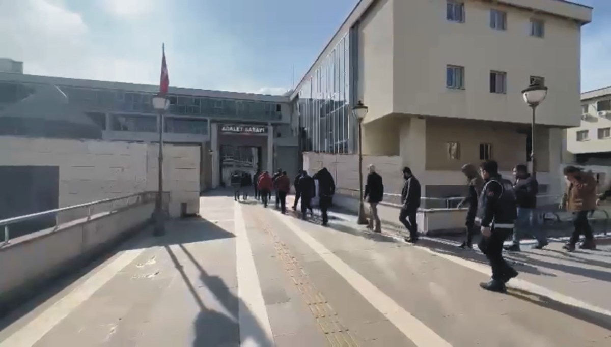 Osmaniye'de sahte kimlikle SRC sınavına giren 15 kişi yakalandı