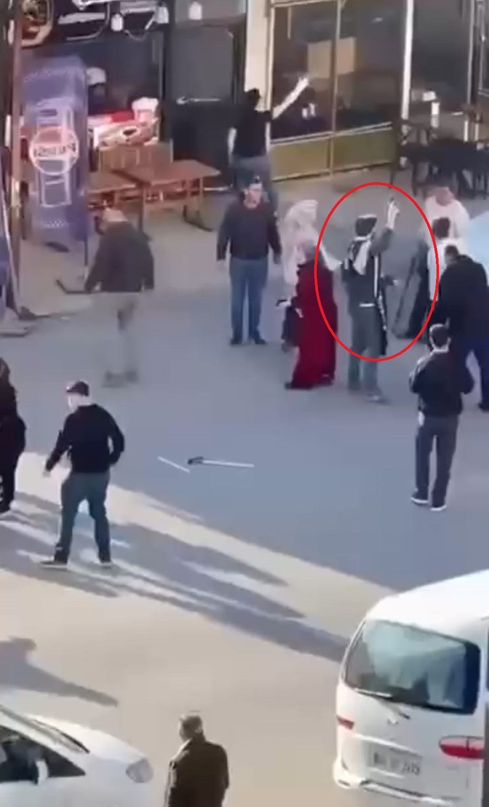 "Döner Bıçaklı Düşmanlık Ankara'daki Güvensizlikleri Ortaya Koydu" 72 iX9bEzxiyUiWsoyi5L QFQ