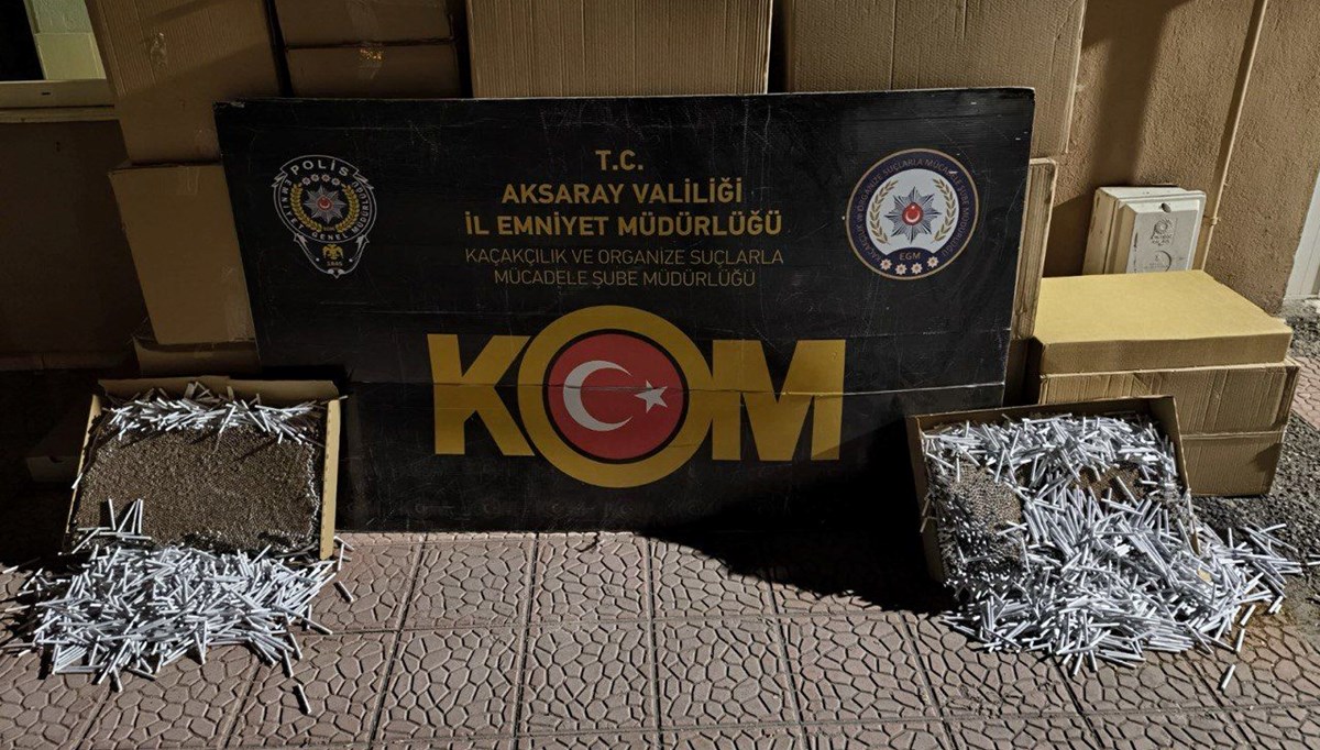 Aksaray'da 500 bin makaron ele geçirildi Aksaray'da 500 bin makaron ele geçirildi