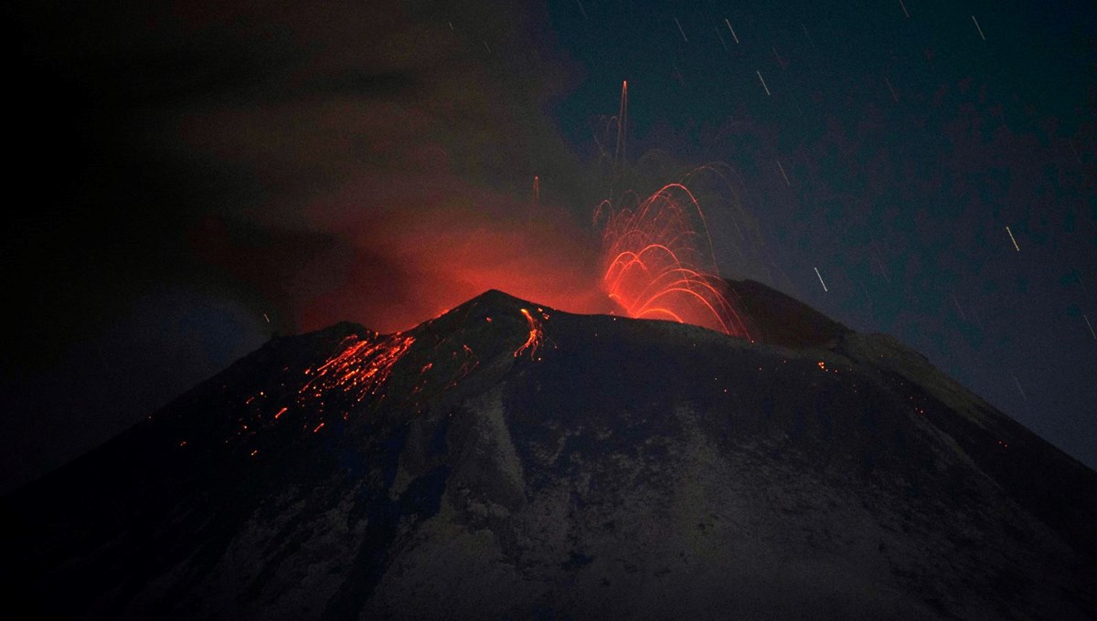 Popocatepetl Yanardağı’nda 3 yeni patlama Popocatepetl Yanardağı’nda 3 yeni patlama