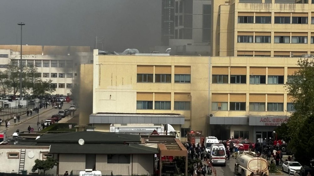 Antalya Alevler İçinde: Hastalar Sedyelerle Ölümden Döndü! 72 iXv0Lw4HW0mO65bwFP3cOw