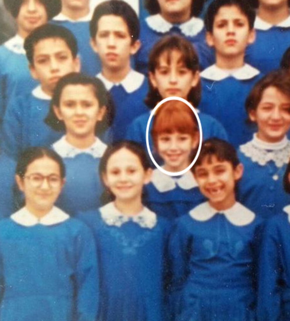 Nilgün Belgün takipçilerini geçmişe götürdü: Bu fotoğraf Marmaris'te çekildi (Ünlülerin çocukluk ve gençlik halleri) - 679