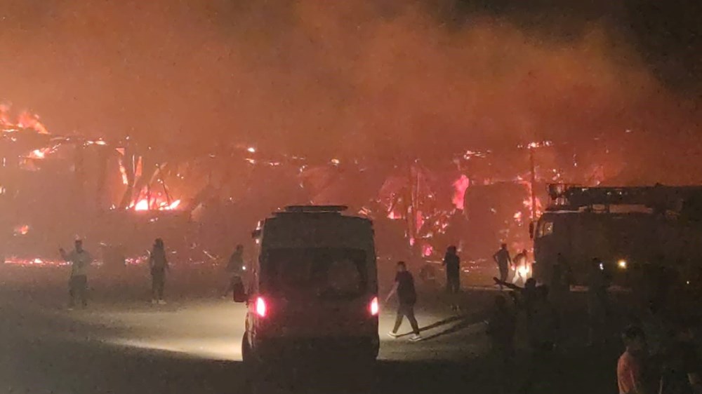 Van'da Samancılar Sitesi'nde yangın - 1