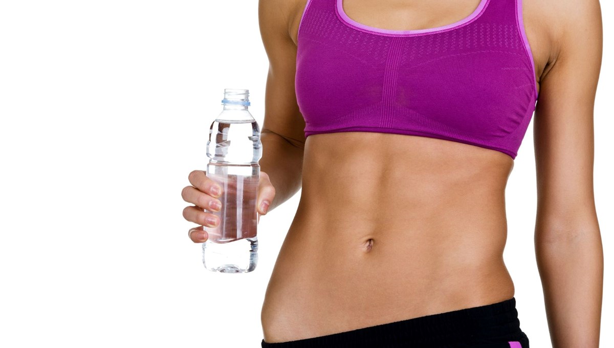 Su diyeti nedir, nasıl yapılır? 1 haftada 7 kilo zayıflatan su diyeti