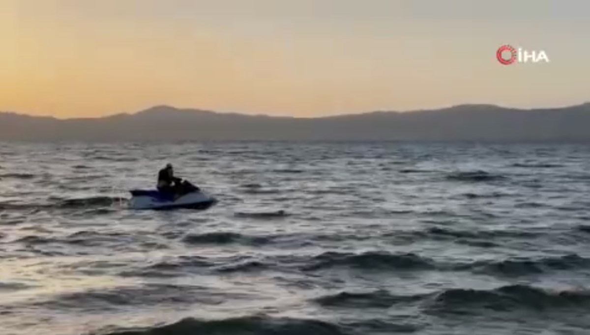 İznik Gölü'nde jet ski faciası: Genç kız boğularak öldü İznik Gölü'nde jet ski faciası: Genç kız boğularak öldü