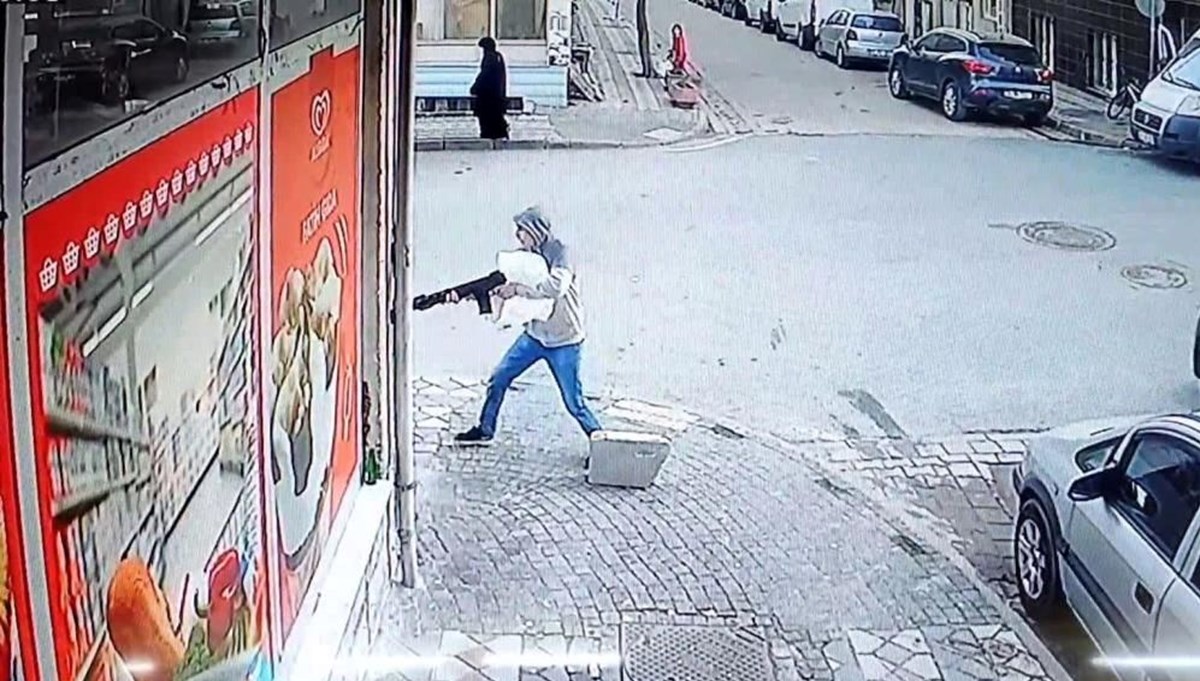 'Tatlı ısmarlayacağım' diye çağırdı, pompalı tüfekle vurdu