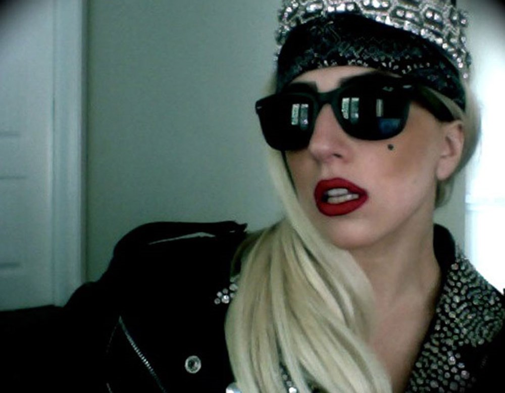 Леди гага обои. Леди гага джудас. Lady gaga judas outfit. Lady gaga judas cd. Lady gaga judas клип.