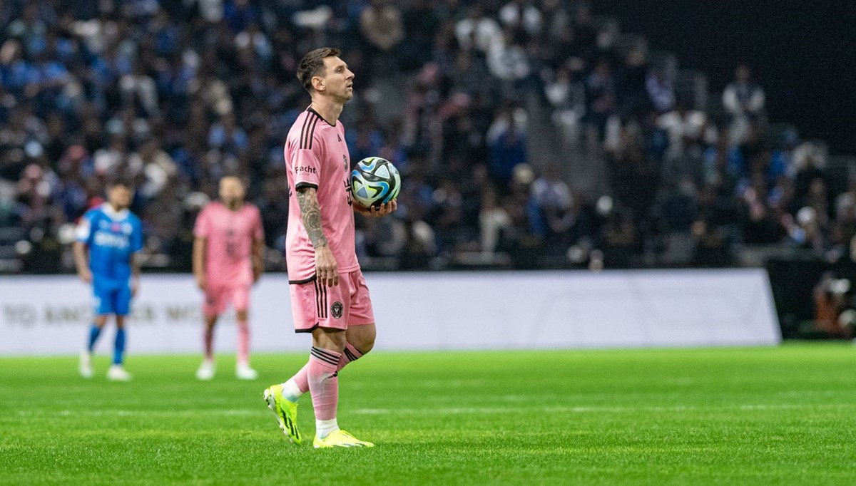 Jorge Jesus'un çalıştırdığı Al-Hilal, Messi'li Inter Miami'yi yendi Jorge Jesus'un çalıştırdığı Al-Hilal, Messi'li Inter Miami'yi yendi