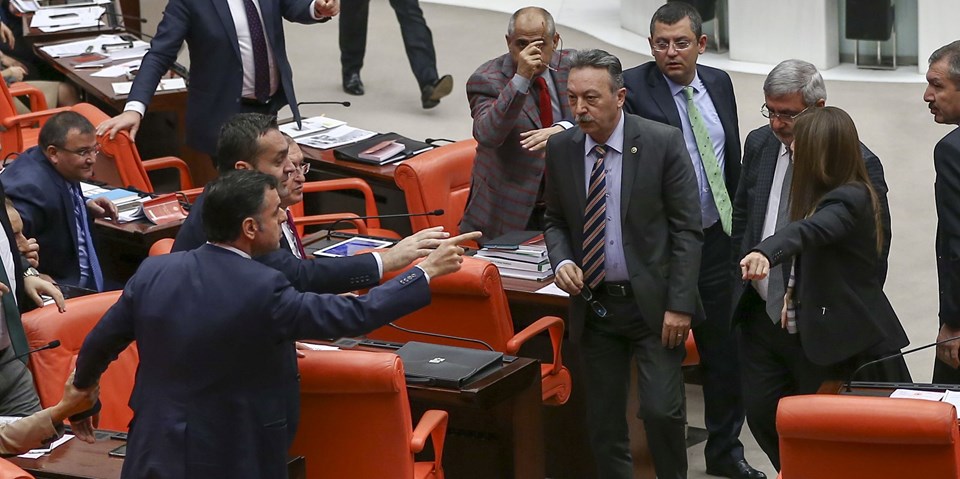 Erdoğan'ın 'AYM' açıklaması Meclis'te tartışma yarattı - 3