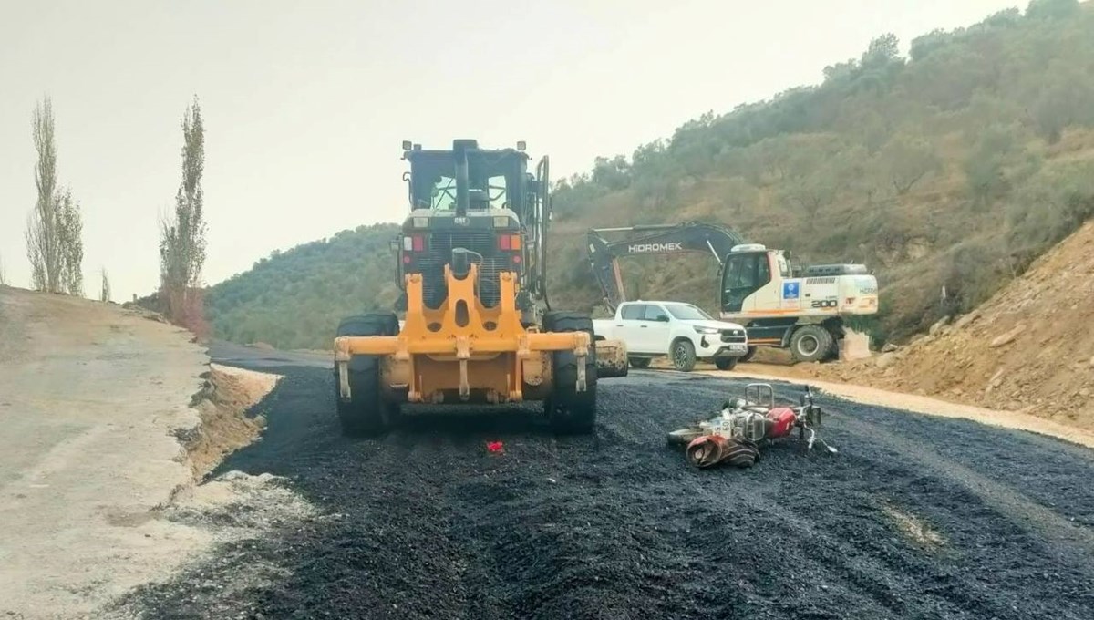 Aydın'da greyderle çarpışan motosikletin sürücüsü öldü Aydın'da greyderle çarpışan motosikletin sürücüsü öldü