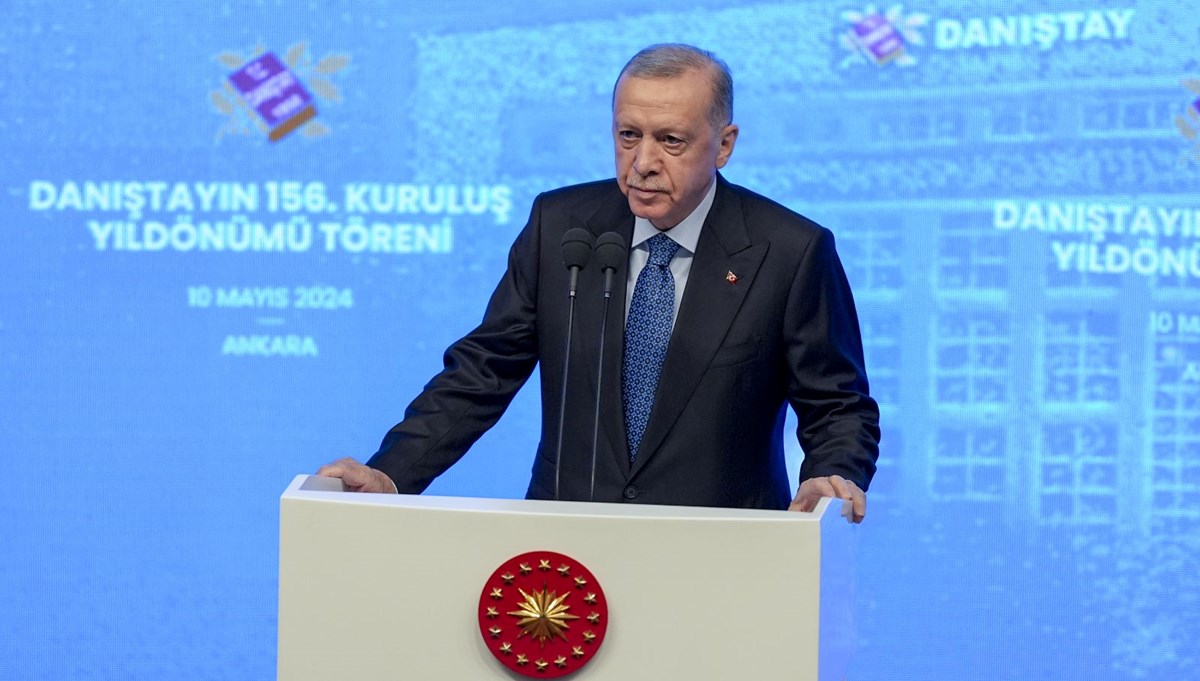 Cumhurbaşkanı Erdoğan’dan yeni anayasa mesajı: Ekonomiyi öne sürerek gündemden düşürmeyi doğru bulmuyoruz