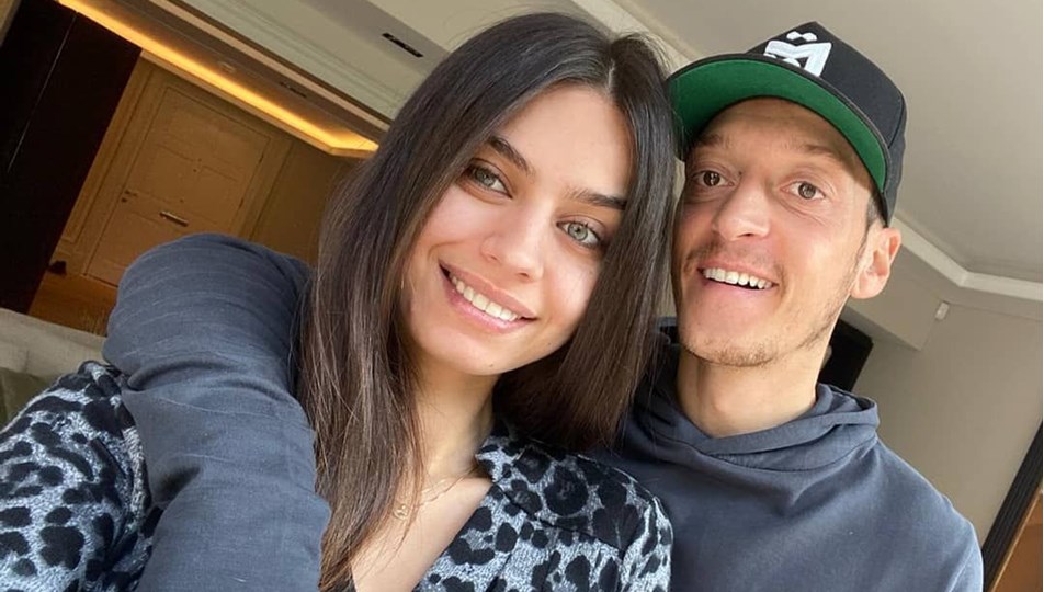 mesut ozil ve amine gulse ciftinin bebegi dogdu magazin haberleri ntv