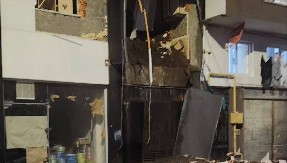 Çayeli'de heyelan: 1 ölü, 3 yaralı Çayeli'de heyelan: 1 ölü, 3 yaralı