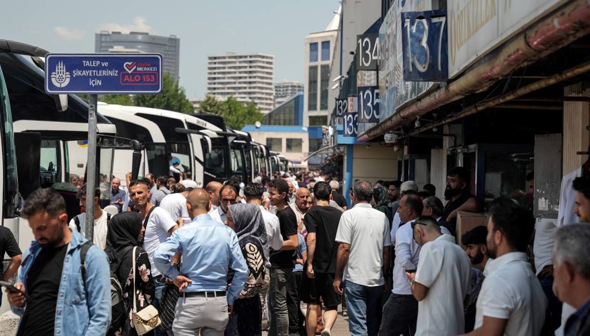 Otogar'da bayram hareketliliği