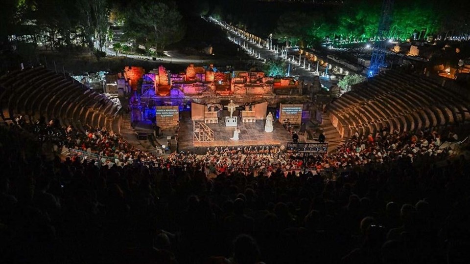 7. Uluslararası Efes Opera ve Bale Festivali'nde "Tosca" operası sahnelendi - 1