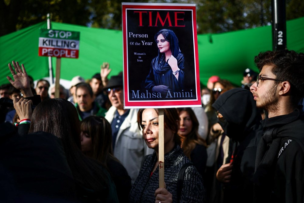 9 soruda İran'daki Mahsa Amini gösterileri - 1