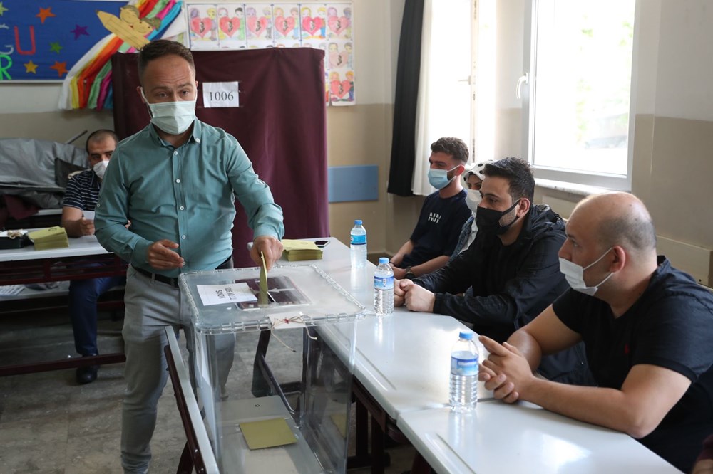 765 yerde bugün seçim var (Sandığa giden kısıtlamadan muaf) - 4