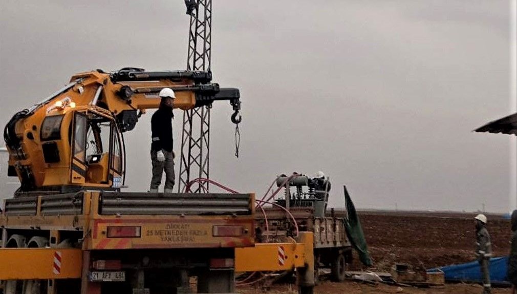 Mardin'de iki kaçak trafoya el konuldu