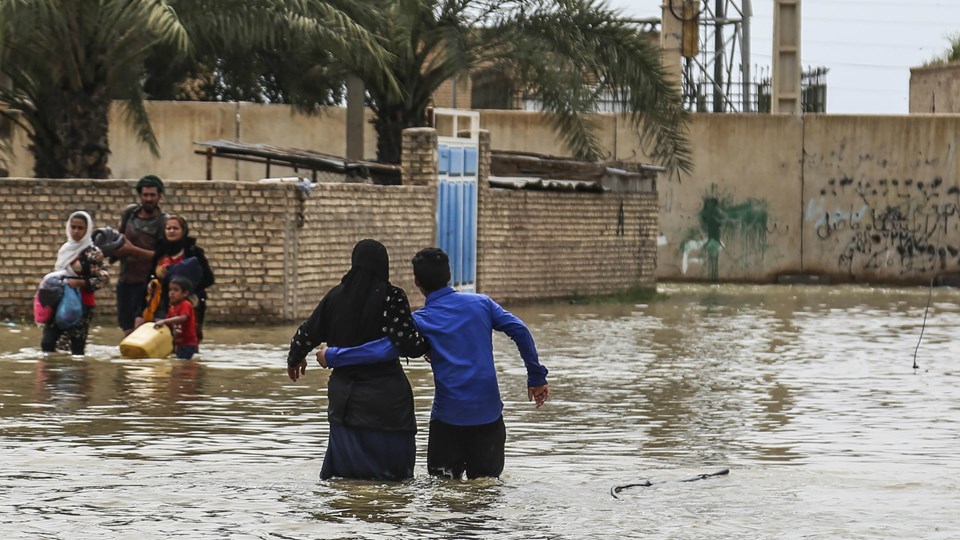 İran'da şiddetli yağışlarla oluşan sellerde can kaybı 69’a yükseldi - 1