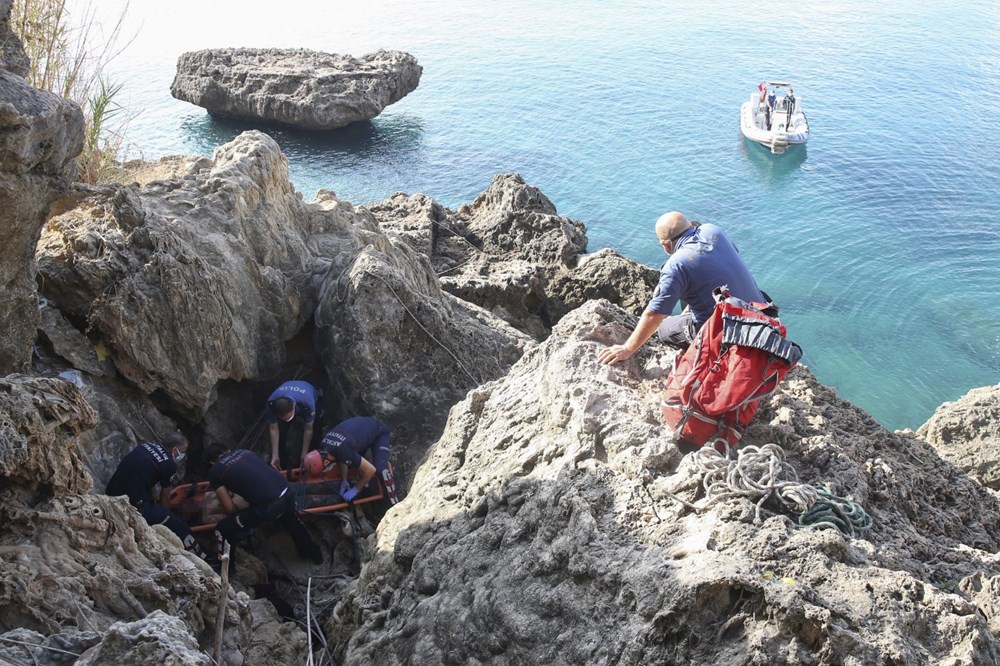 Antalya'da falezlerde can pazarı - 5