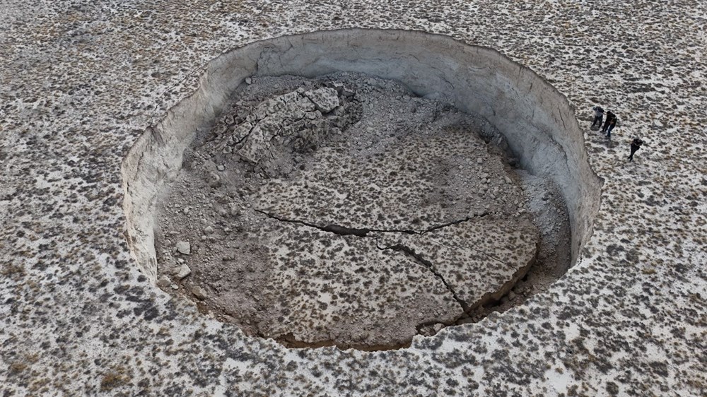 Konya'da yeni bir obruk oluştu | Tam 100 metre çapında! - 1