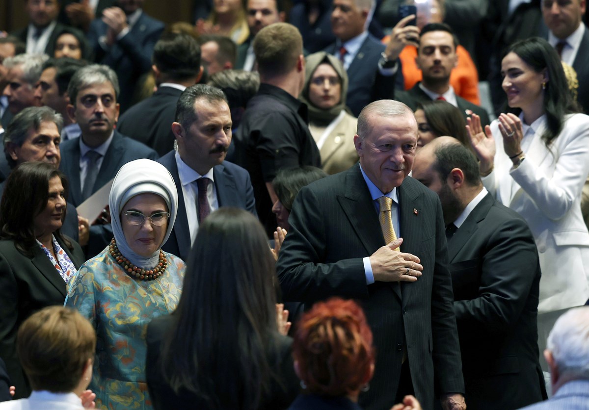Cumhurbaşkanı Recep Tayyip Erdoğan ve eşi Emine Erdoğan, AK Parti Kongre Merkezi