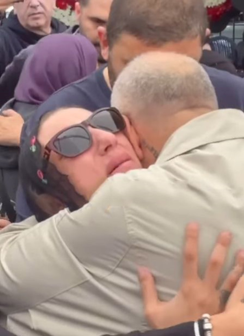 Arabeskin yıldız ismi Güllü'ye veda - 6