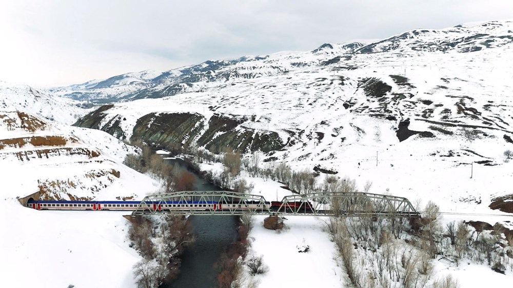 Turistik Doğu Ekspresi: Beyazın Kalbinde Bir Rüya Yolculuğu 82 ikhTzP4Iak