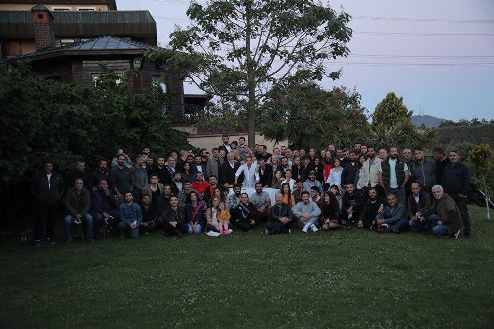 Çukur oyuncularının kamera arkası pozları - 6