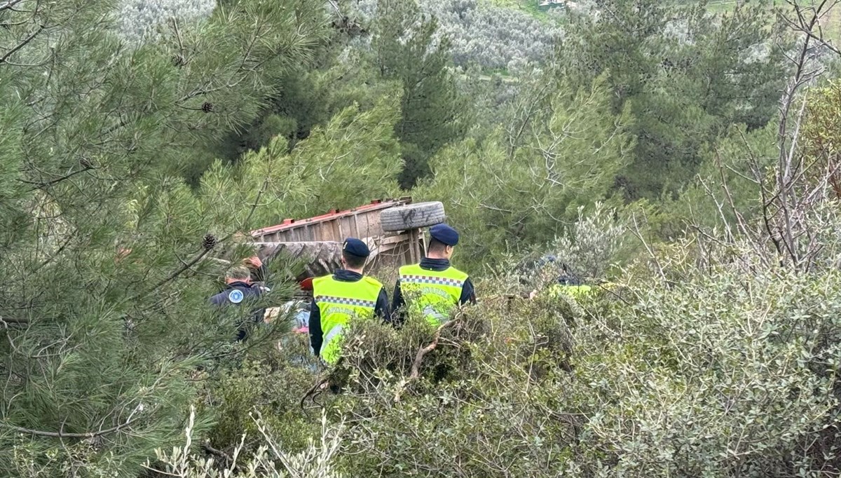 Bursa'da traktör şarampole yuvarlandı: 1 ölü, 1 yaralı