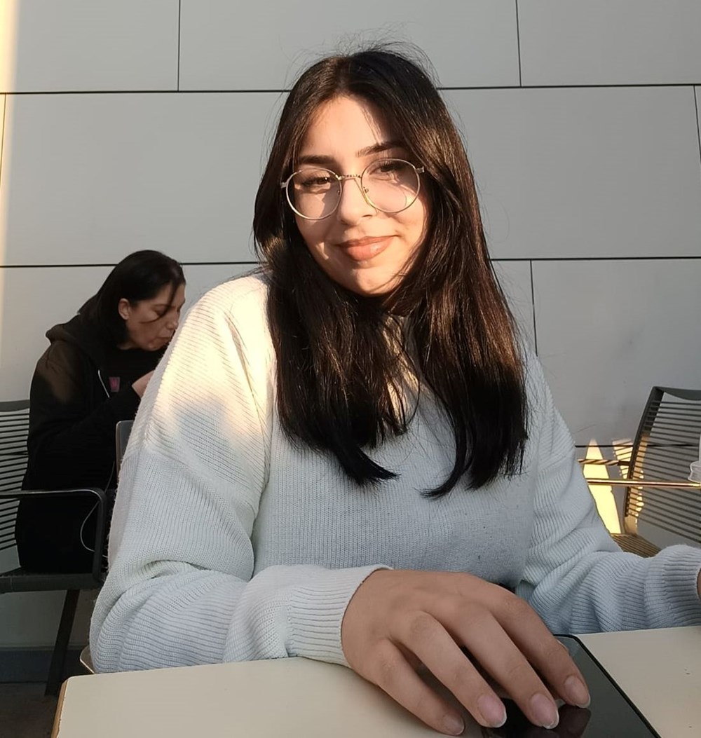 Annesi, eşi, 3 çocuğu ve kayınvalidesini kaybetti, kayıp kızını arıyor - 18