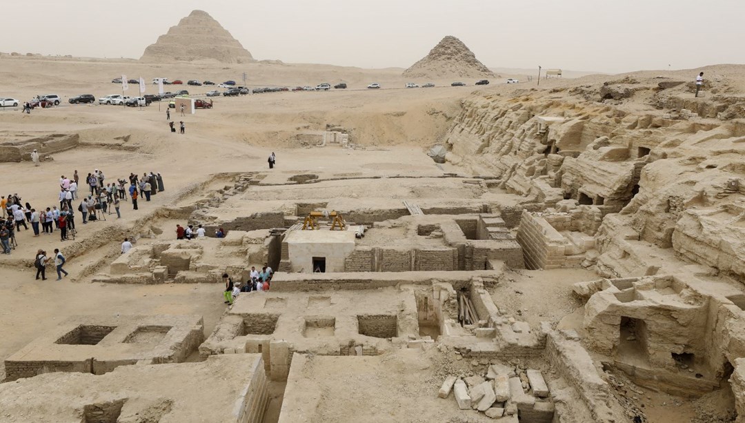 Mısır da iki mumyalama atölyesi keşfedildi