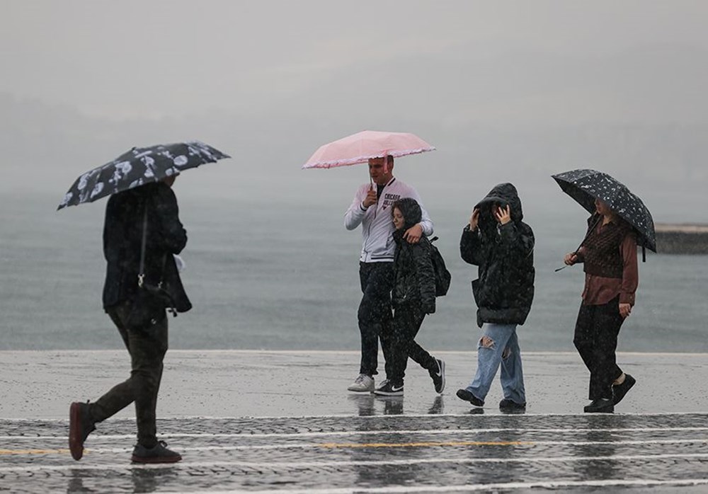 Hava sıcaklığı düşmeye devam edecek: Doğu Karadeniz için kuvvetli yağış uyarısı - 2