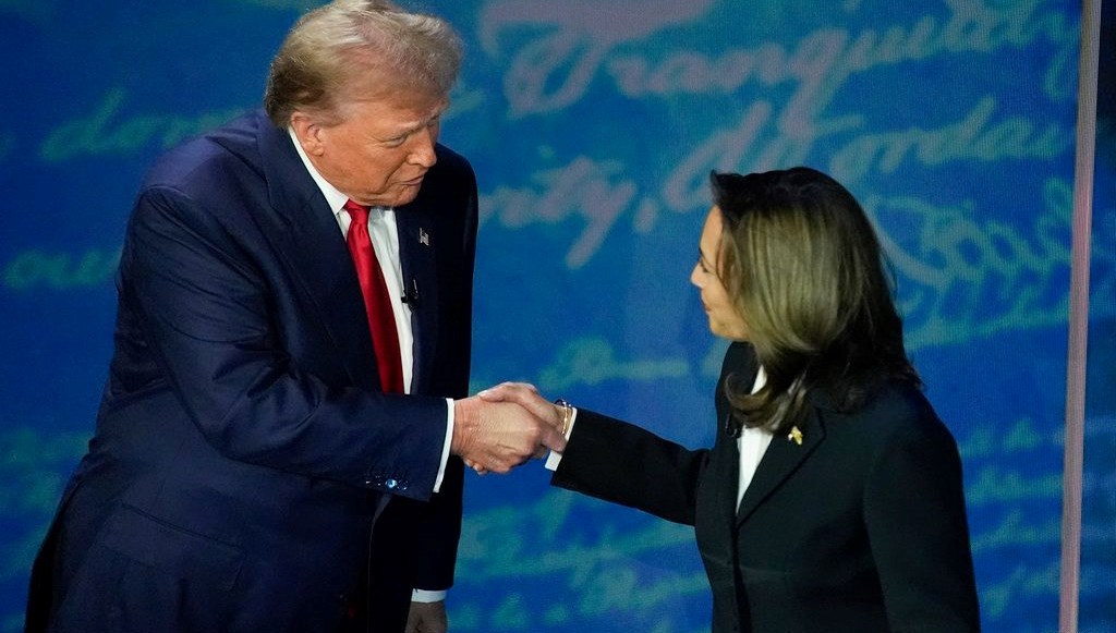 Trump, Harris'in CNN'de canlı yayın önerisini reddetti