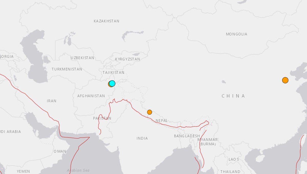 Afganistan'da 5,2 büyüklüğünde deprem meydana geldi