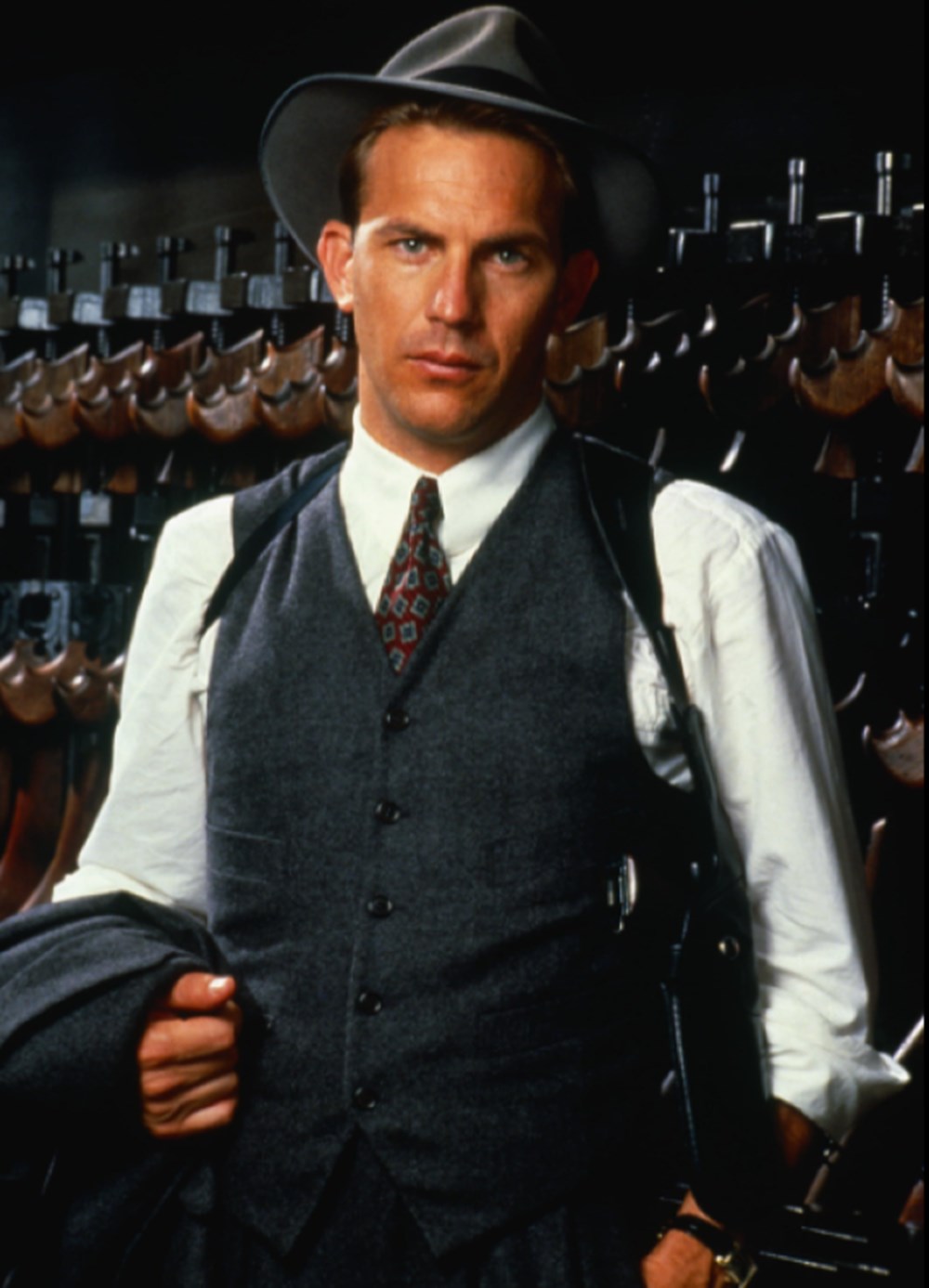 Gerçekliği tartışma konusu olan biyografik filmler - 12