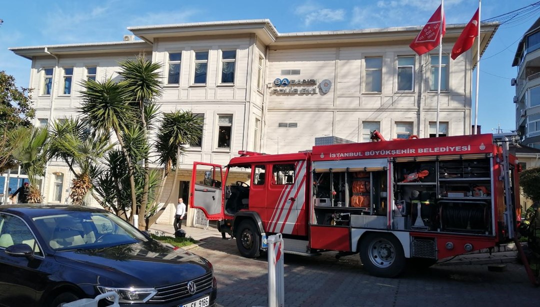 İstanbul Beylerbeyi Polis Evi�nde yangın paniği NTV