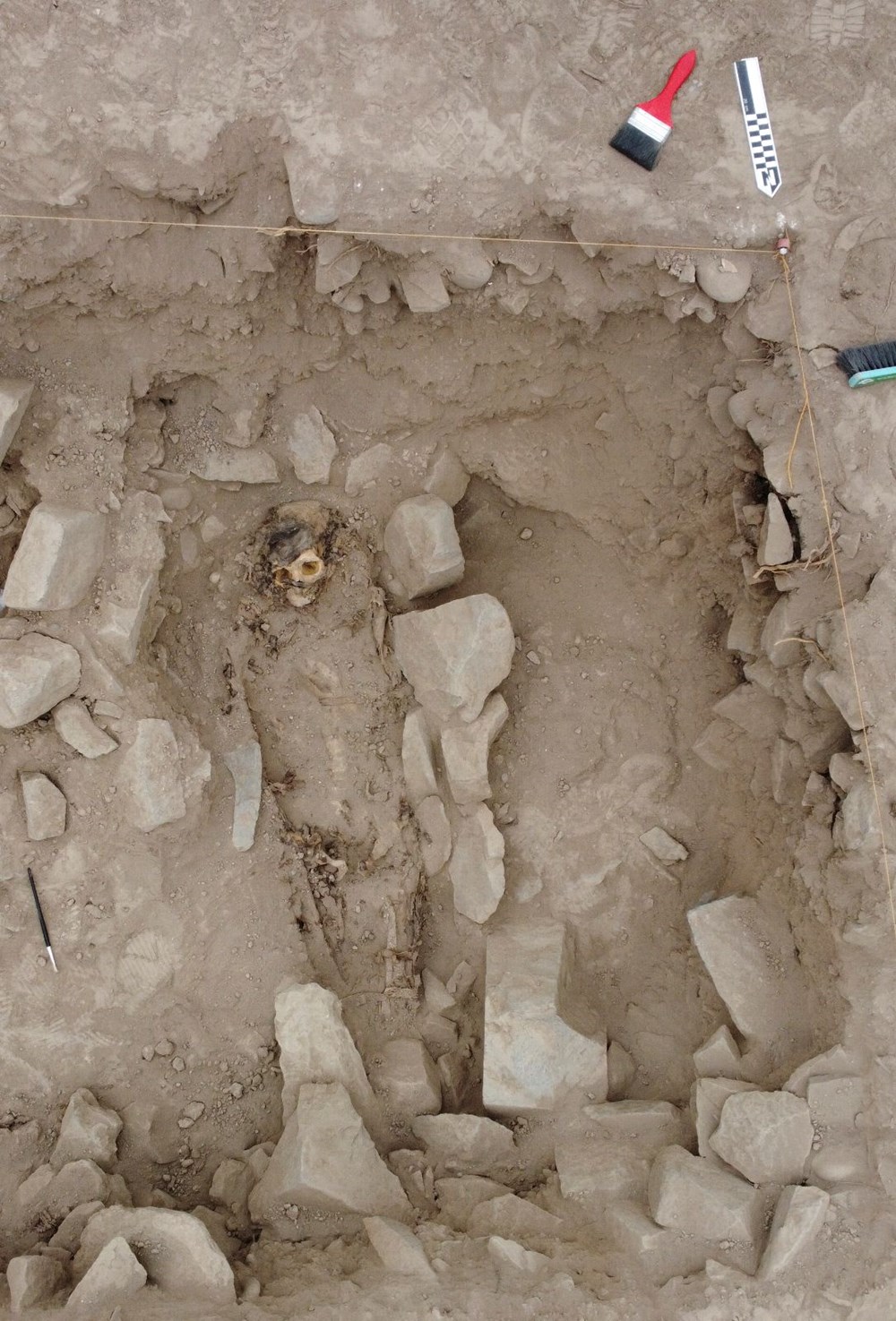 Peru'da 3 bin yıldan daha eski bir mumya tespit edildi - 2