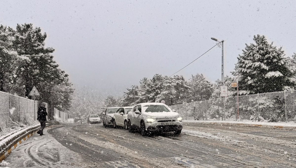 İstanbul'a beklenen kar geldi