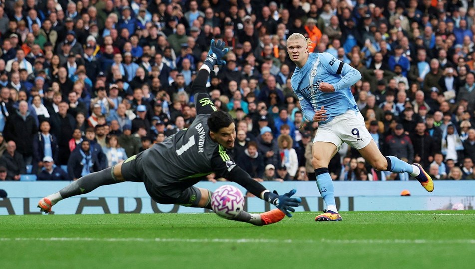 Altay Bayındır oynadı; Manchester United, Manchester City''e farklı yenildi  | NTV Spor&Skor