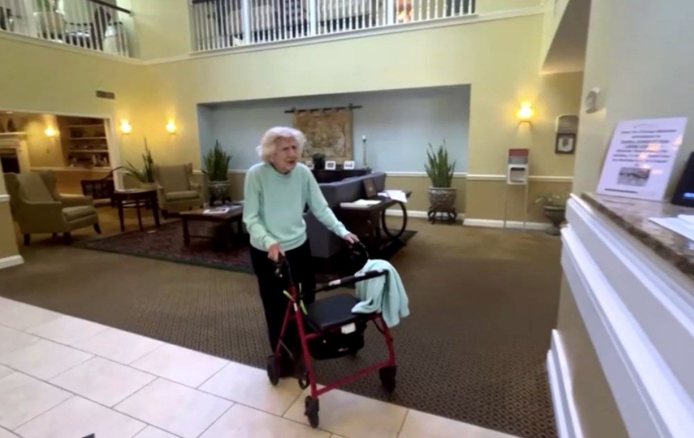 104 yaşında skydive (hava dalışı) yapan en yaşlı kişi olan Dorothy Hoffner hayatını kaybetti - 6