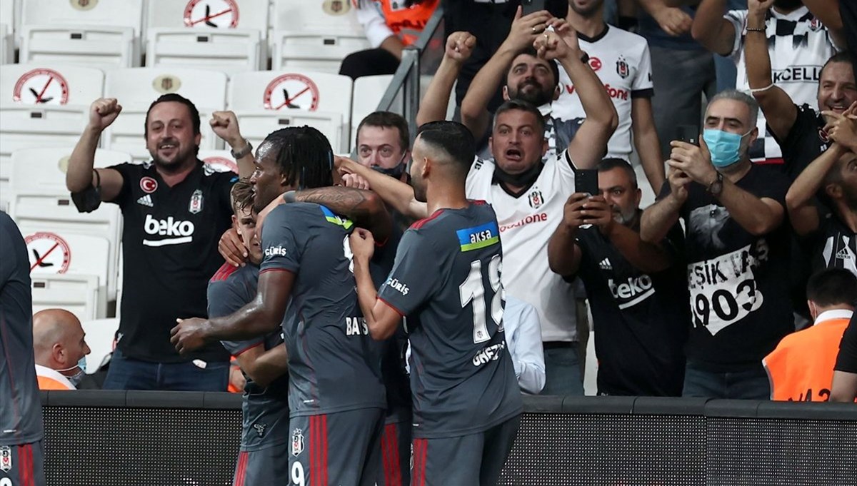 Beşiktaş Teixeira ile güldü