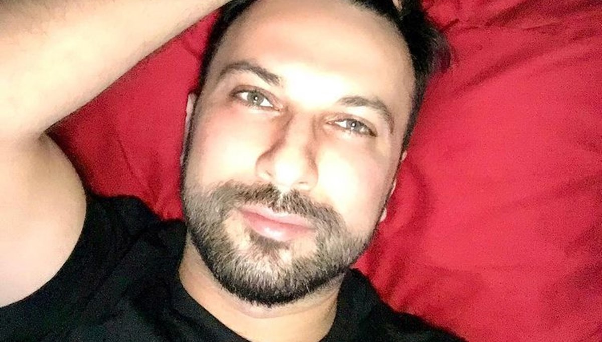 Tarkan'dan yarı çıplak fotoğraf açıklaması: Hangi akla hizmet öyle bir şey yaptım hala bilmiyorum!
