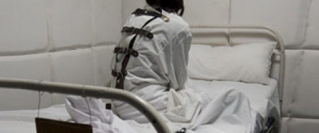 Что люди делают в психушке. Психиатрическая больница 19 века. Кащенко больница психиатрическая больница санкт-петербург. Красивая девушка в психушке. Что люди делают в психушке.