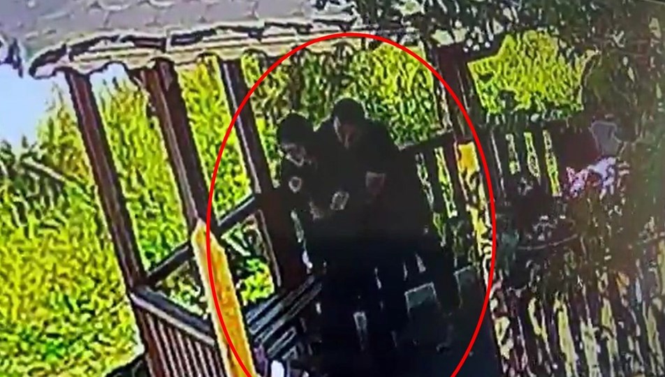 Öğretmen, öğrenciyi Heimlich manevrasıyla kurtardı