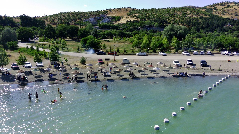 Bayramda tatilcilerin doğudaki tercihi: Hazar Gölü - 1