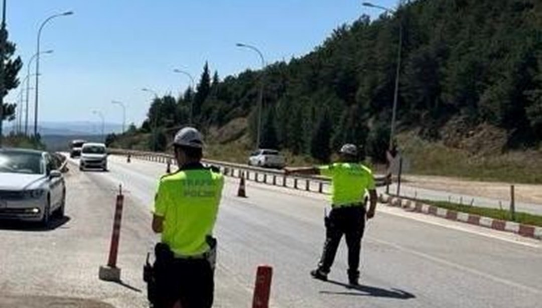 Bilecik'te trafik kurallarına uymayan 73 sürücüye ceza yağdı